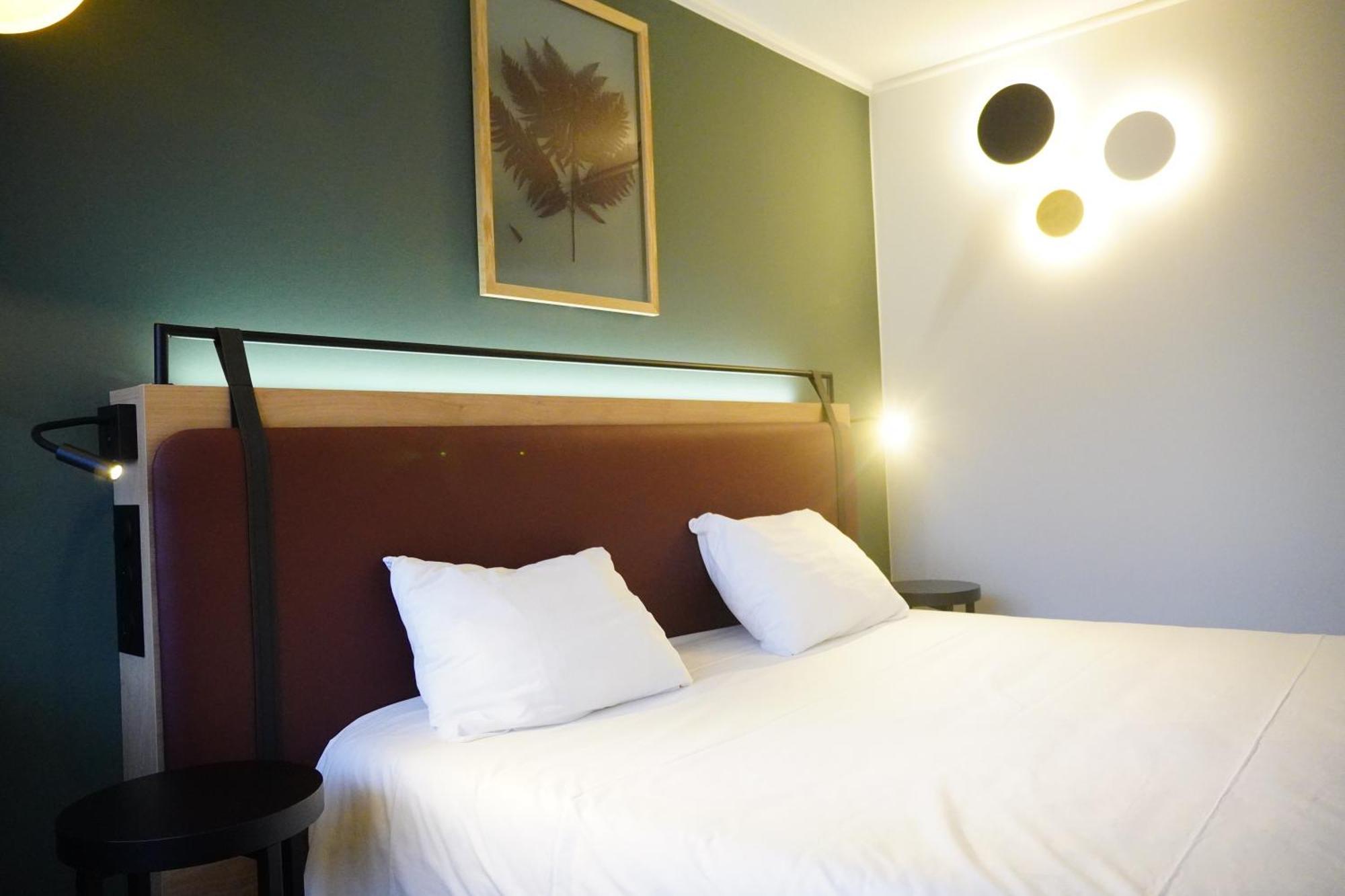 Campanile Mulhouse - Illzach Ile Napoleon Hotel Buitenkant foto