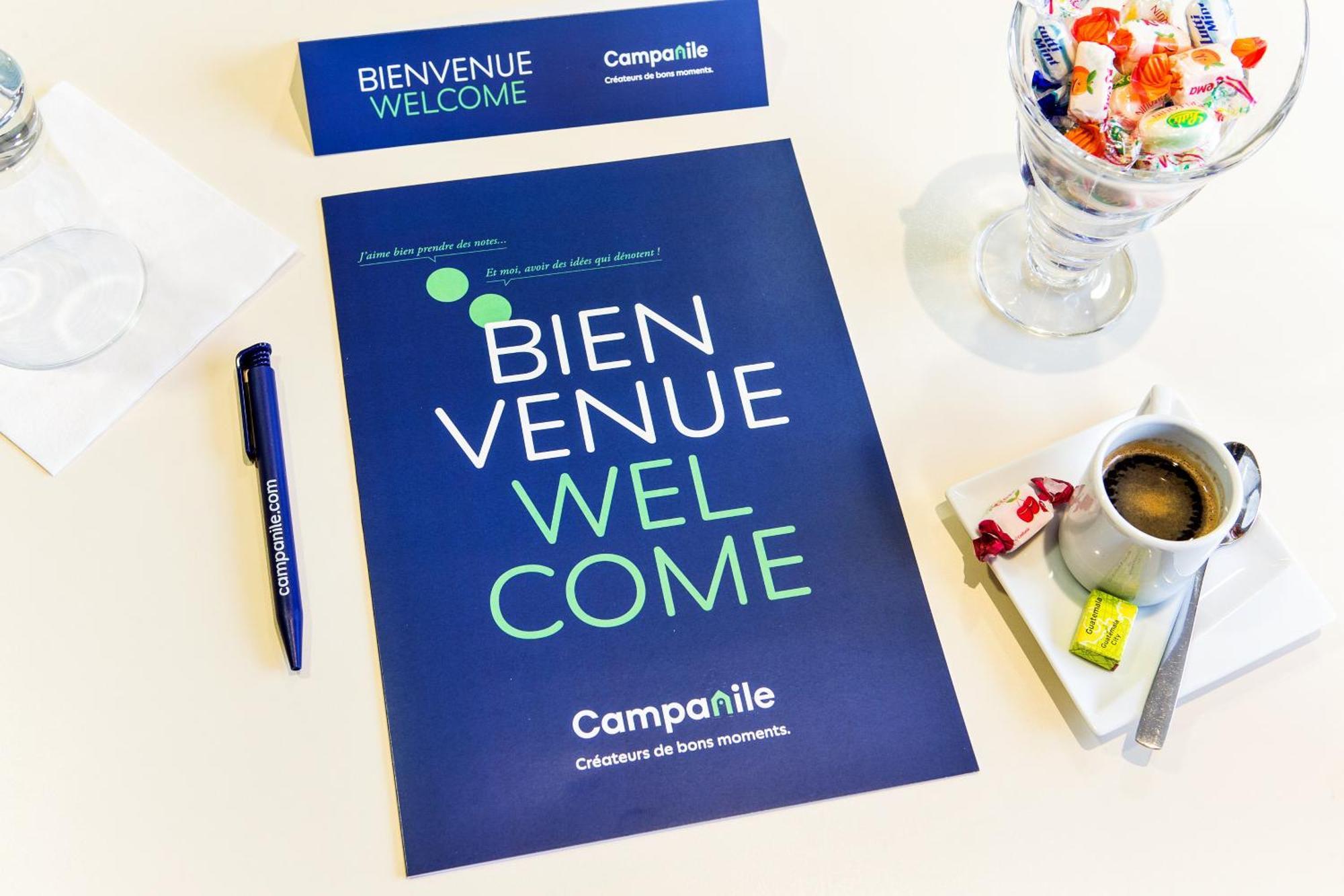Campanile Mulhouse - Illzach Ile Napoleon Hotel Buitenkant foto
