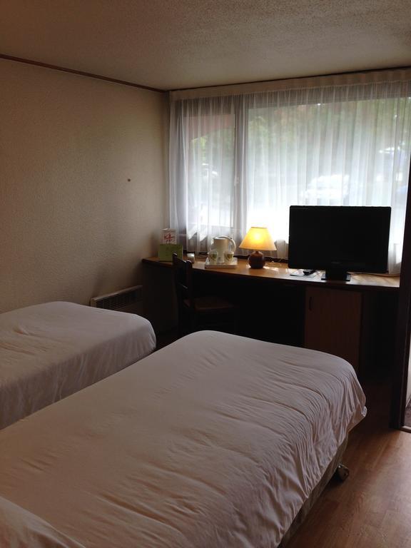 Campanile Mulhouse - Illzach Ile Napoleon Hotel Buitenkant foto